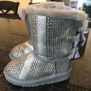 Toddler Size 7 girls Ugg’s